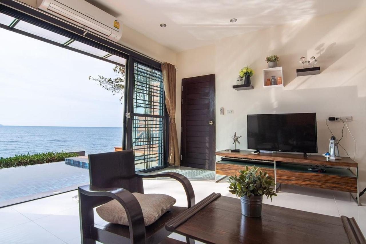 Koh Sirey Beachfront Pool Villa Phuket Exterior photo