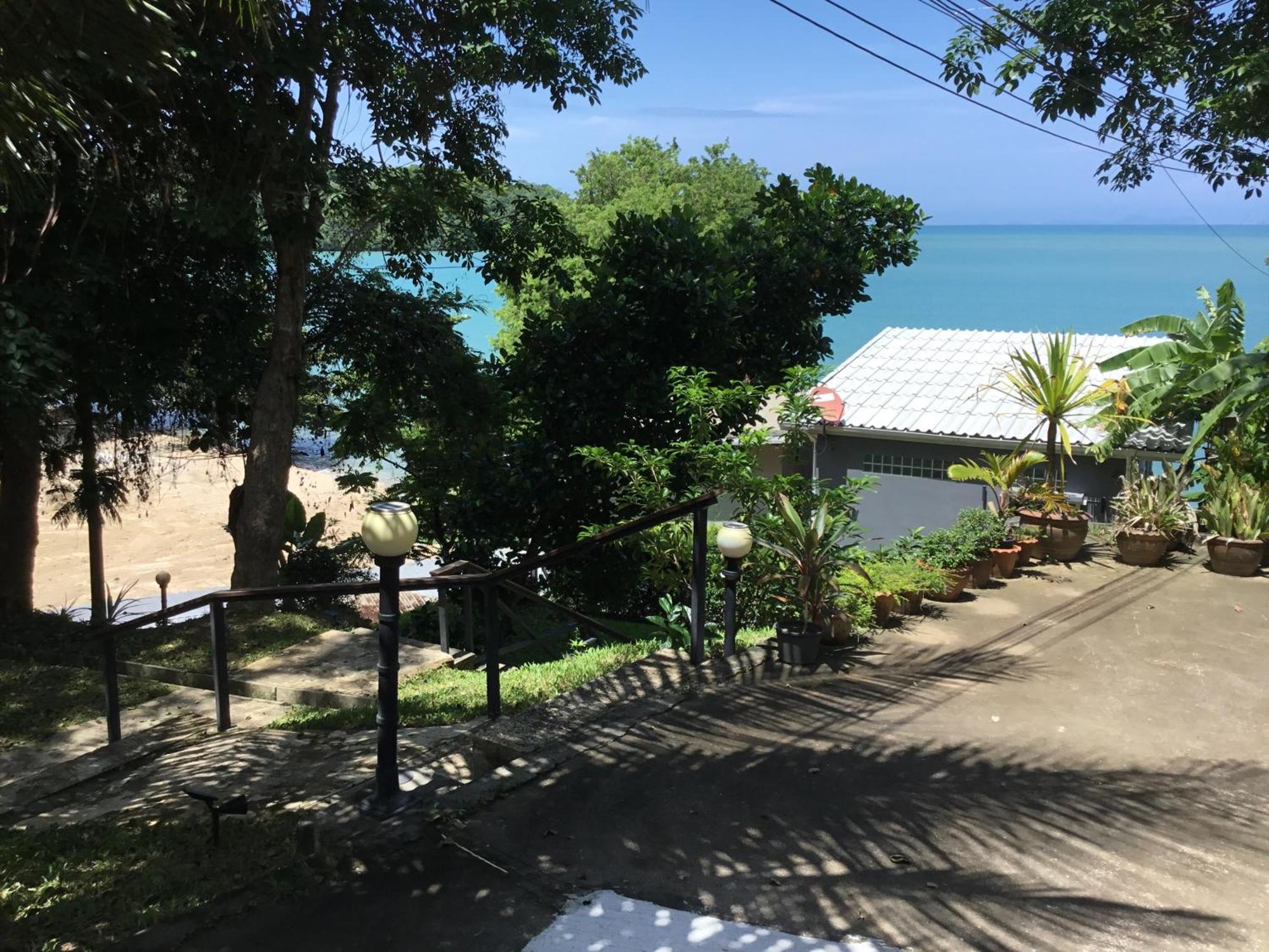Koh Sirey Beachfront Pool Villa Phuket Exterior photo